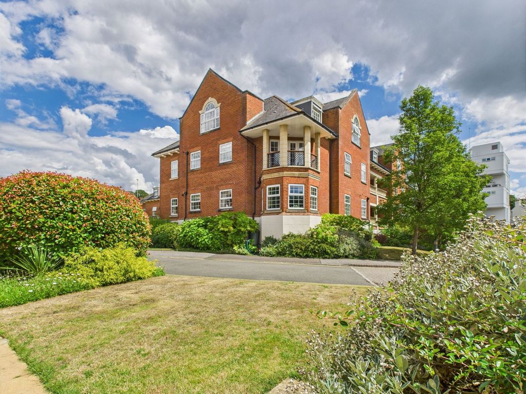 Property photo 1 of 15