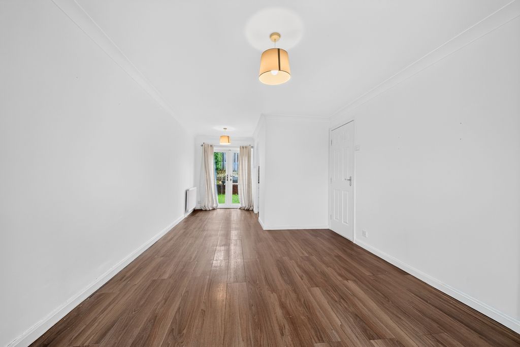 Property photo 3 of 14 Pbox-Img.Jpg