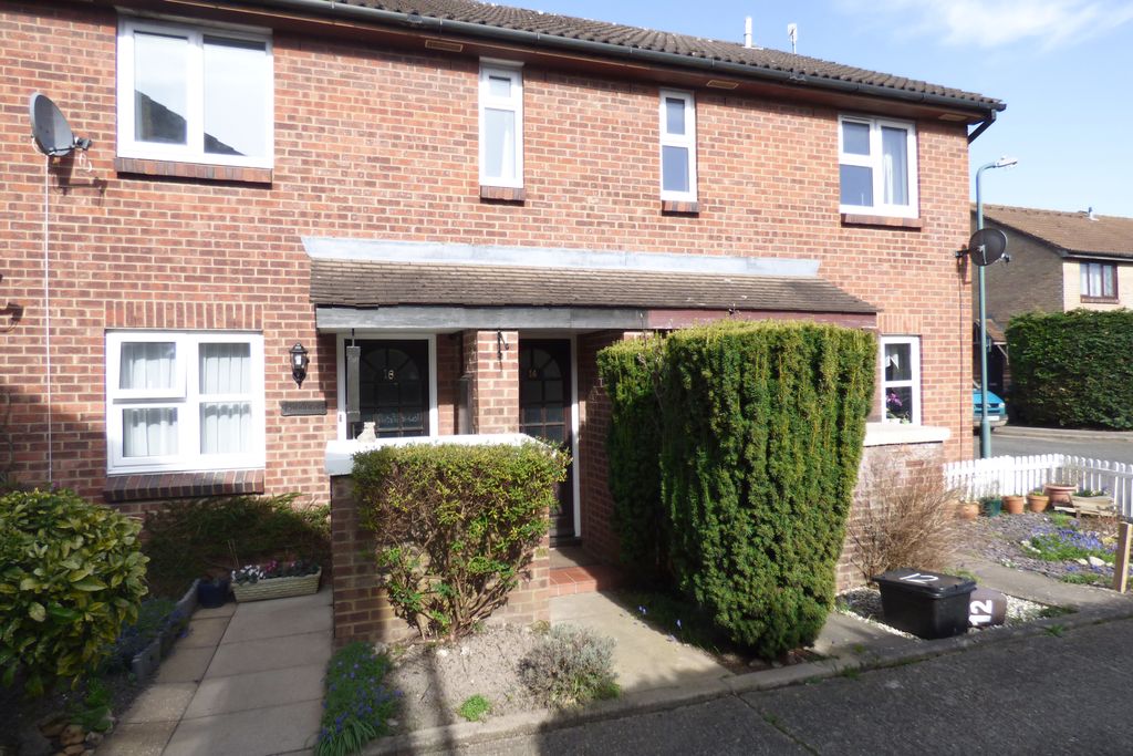 Property photo 1 of 6 Front