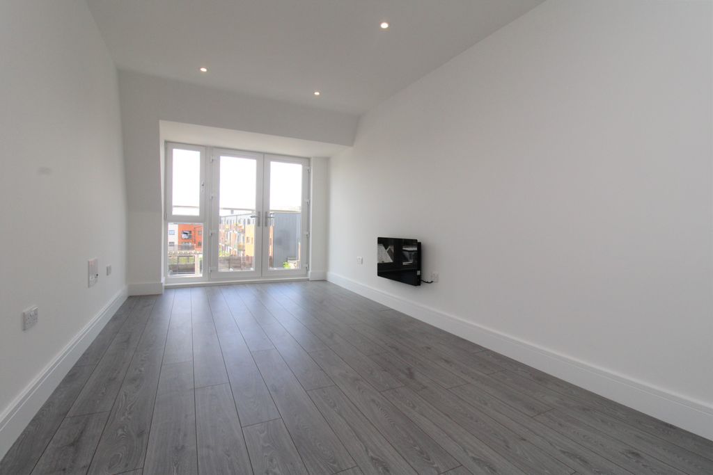 Property photo 2 of 4