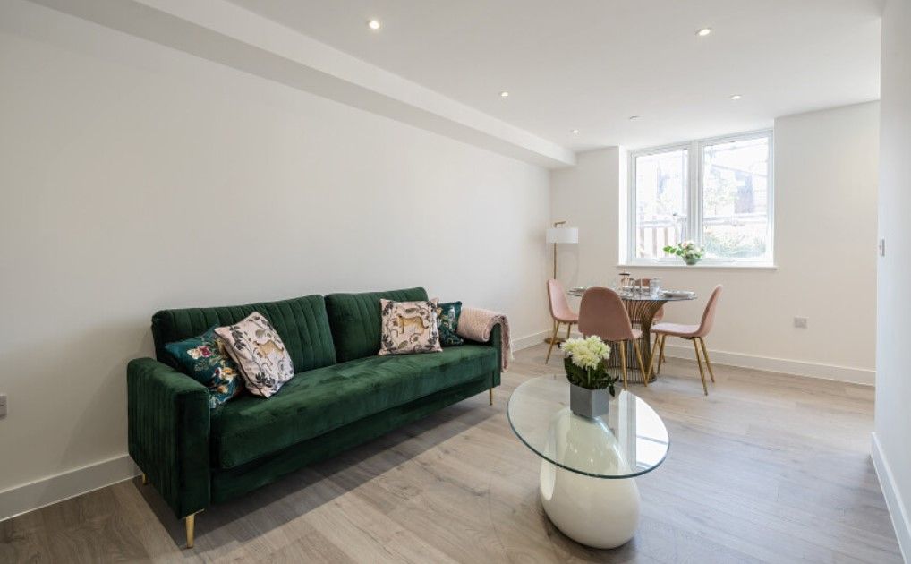 Property photo 2 of 10