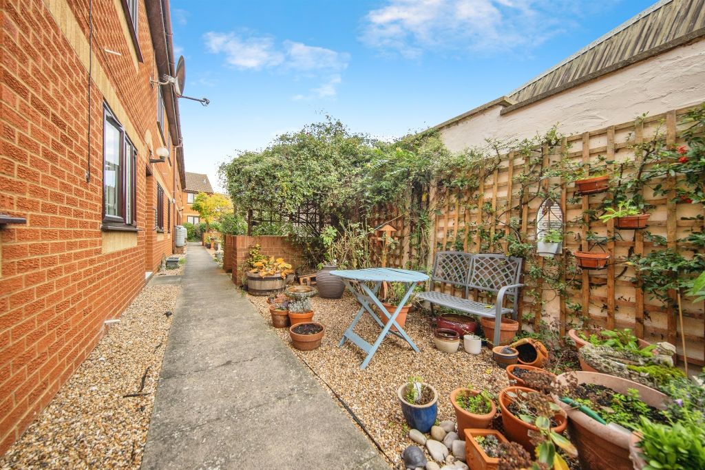 Property photo 3 of 10