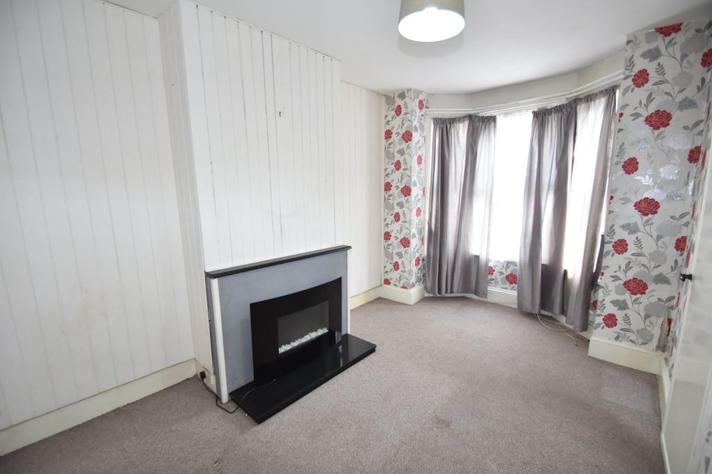 Property photo 3 of 9 Picture No. 07
