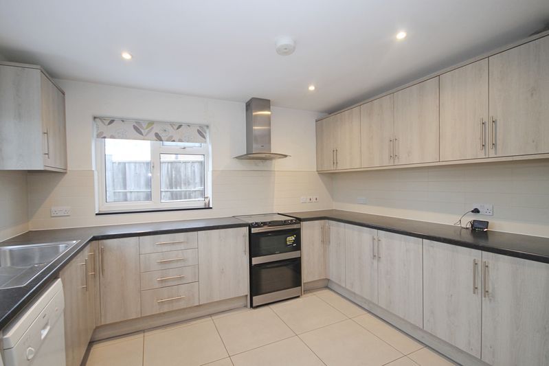 Property photo 3 of 23 Photo 12