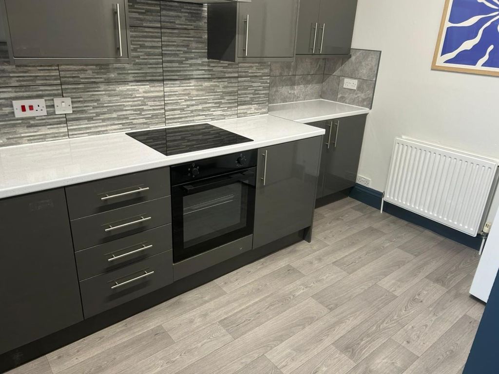 Property photo 1 of 6 9A234B52-d806-4059-Aac8-Ca2F8Ed0F3Da.Jpg