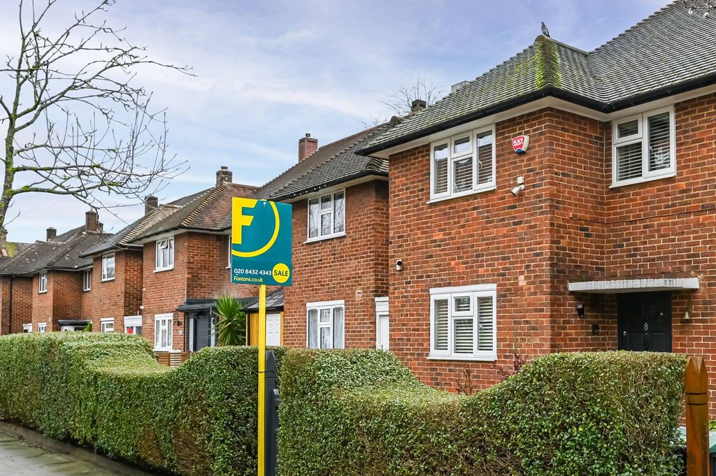Property photo 1 of 31