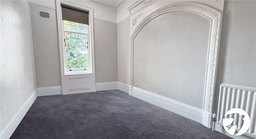 Property photo 1 of 10 Picture No. 02