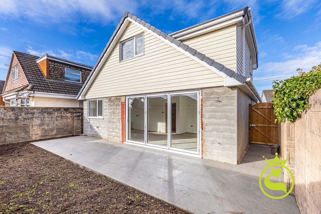 Property photo 3 of 20