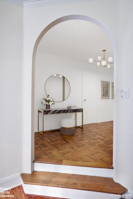 Property photo 3 of 12 <Alttext/>