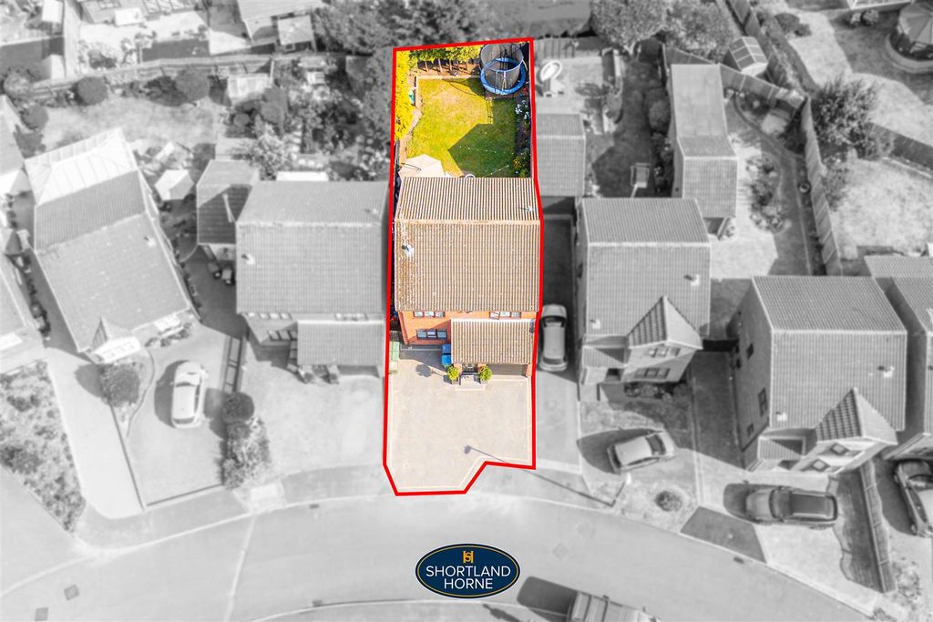 Property photo 2 of 27 Solentdroutline.Jpg