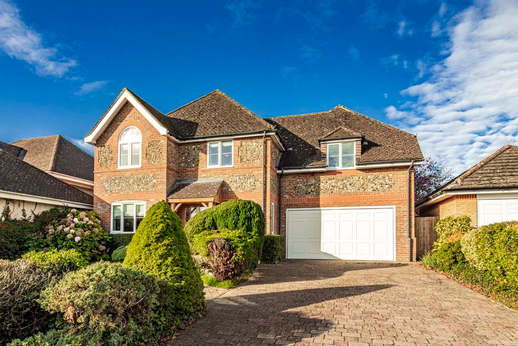 Property photo 1 of 11