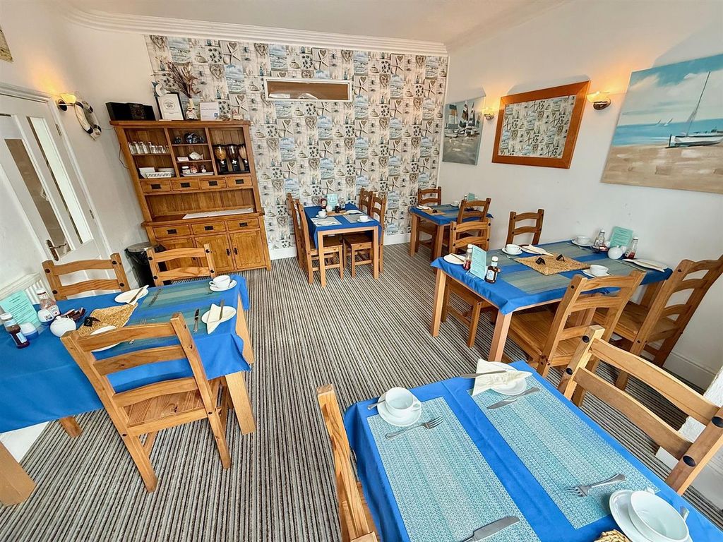 Property photo 1 of 40 Guests Dining Room