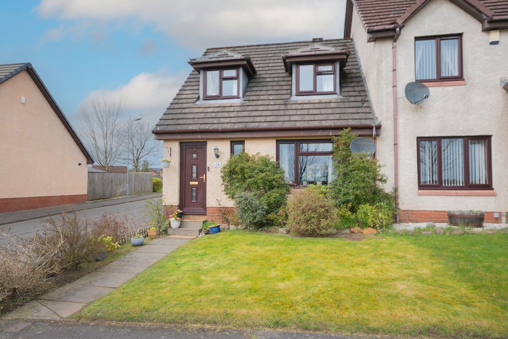 Property photo 1 of 20 Front