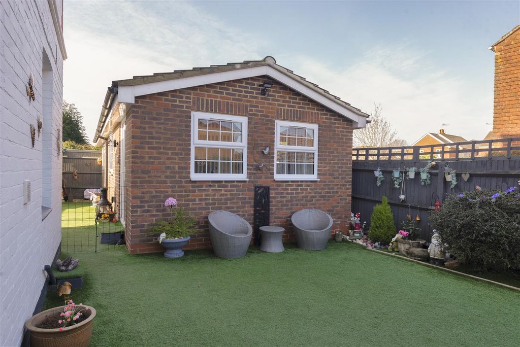 Property photo 1 of 6 01.Jpg