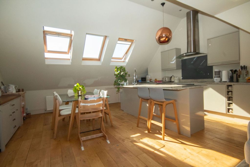 Additional image 5 of 3 bed maisonette for saleMarsh Road, Pinner, Middlesex HA5