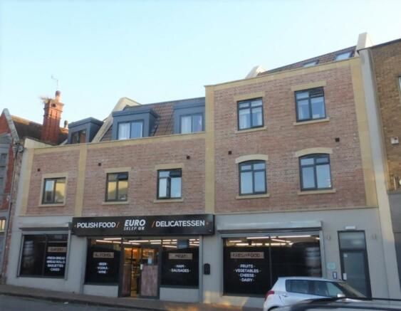 Property photo 1 of 6