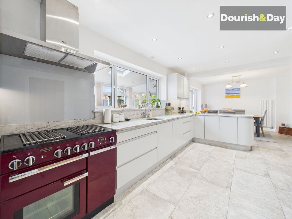 Property photo 2 of 22 Kitchen Diner