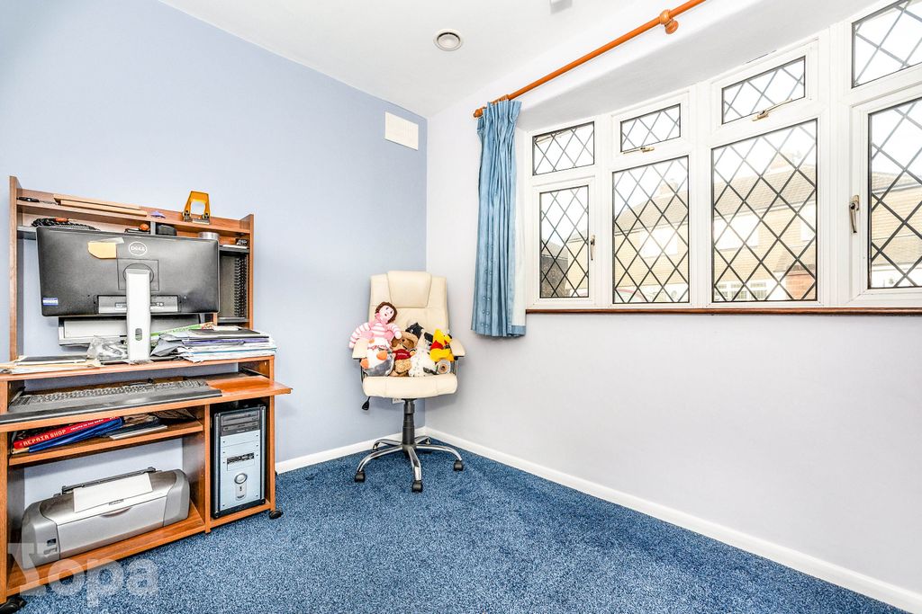 Additional image 14 of 3 bed detached bungalow for saleMounts Road, Greenhithe DA9
