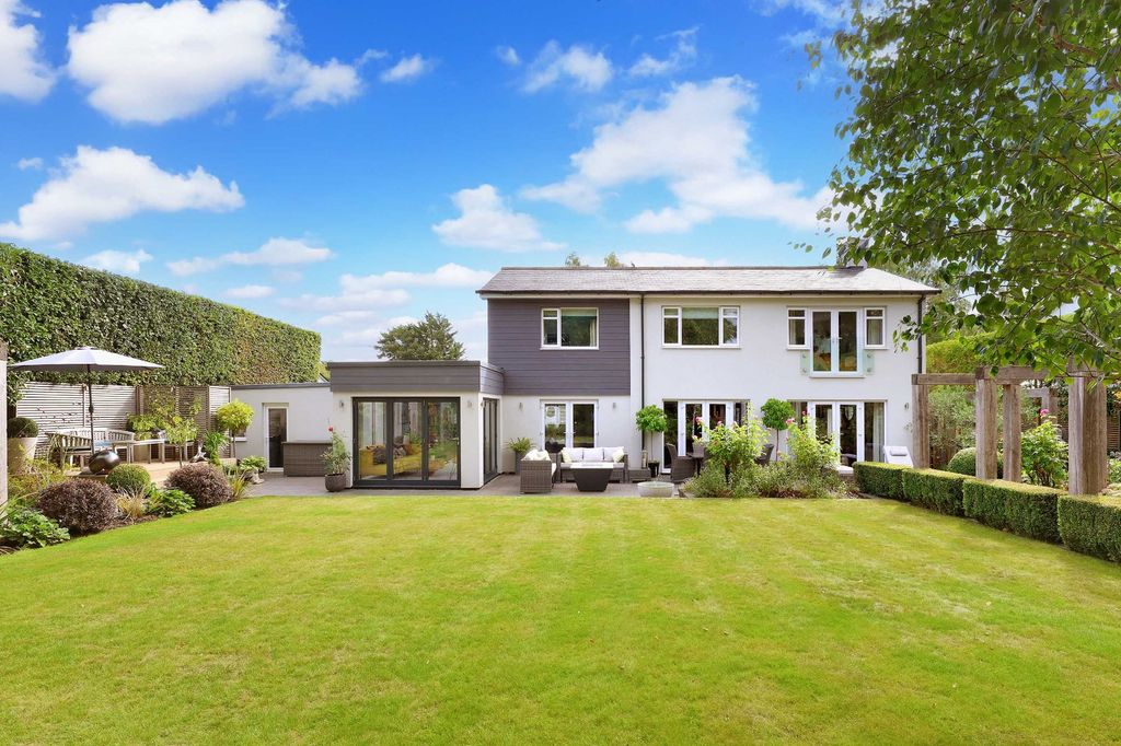 Property photo 3 of 22 Picture No. 09