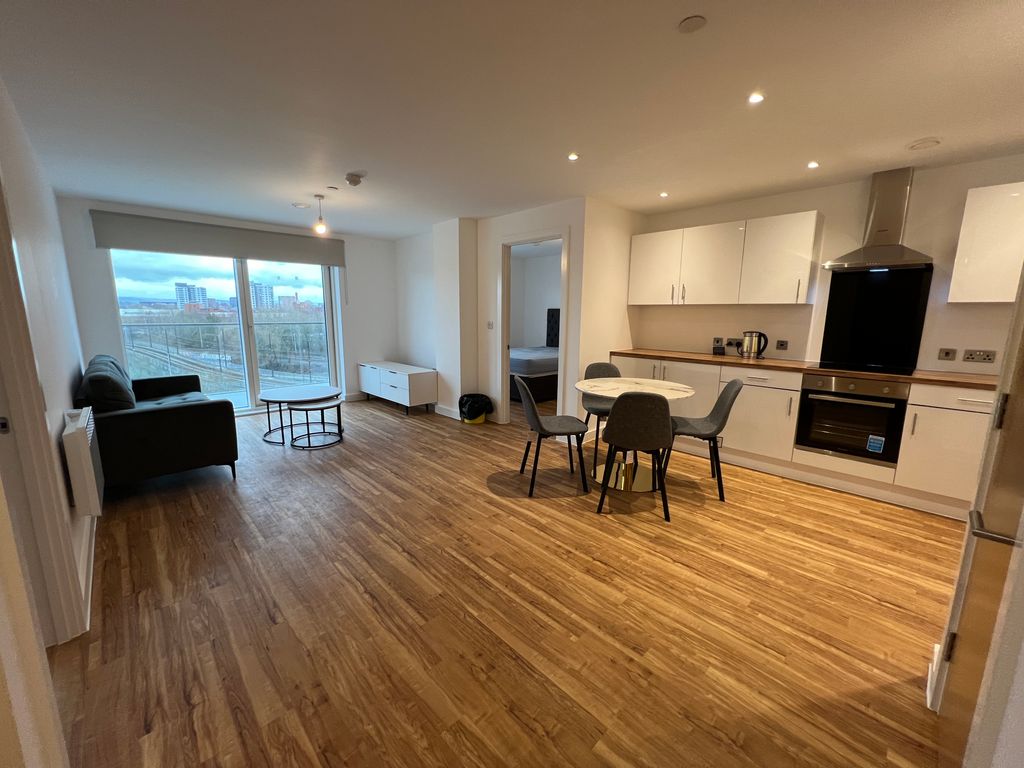 Property photo 2 of 18