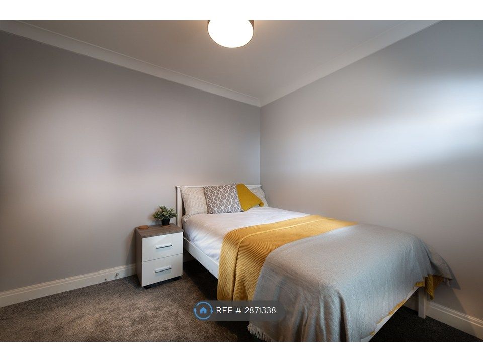 Property photo 2 of 7 Romm 1