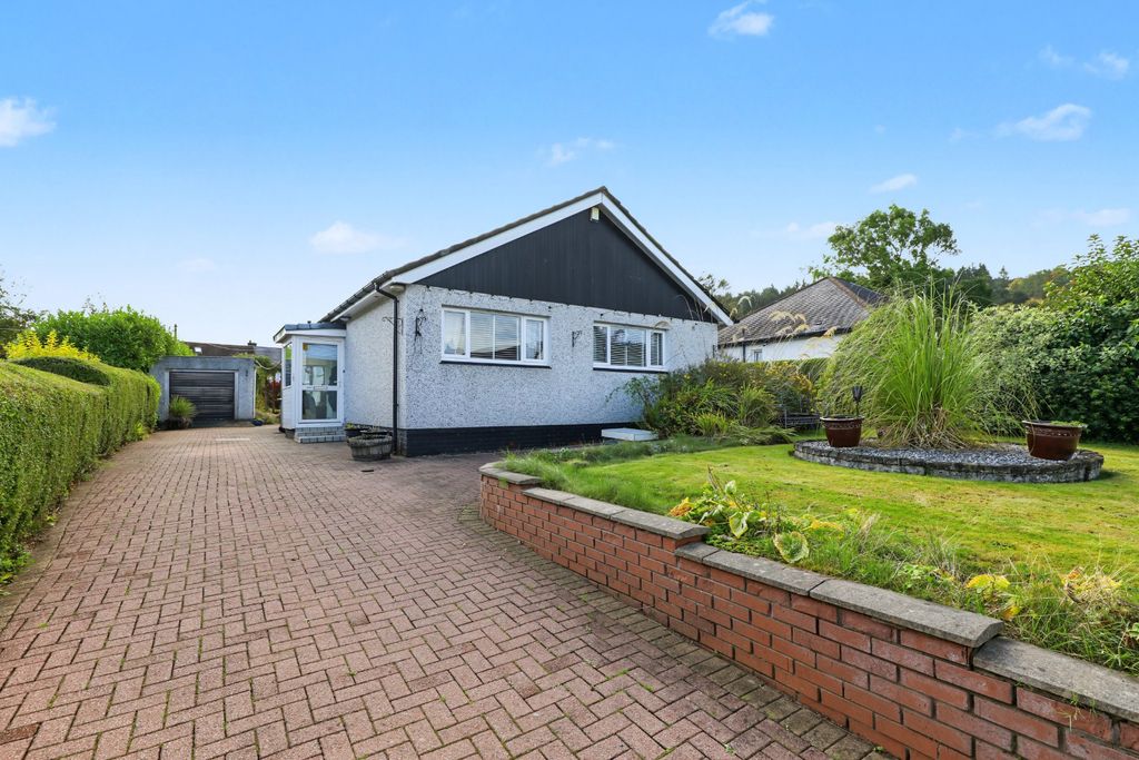 Property photo 1 of 31 Picture No. 05