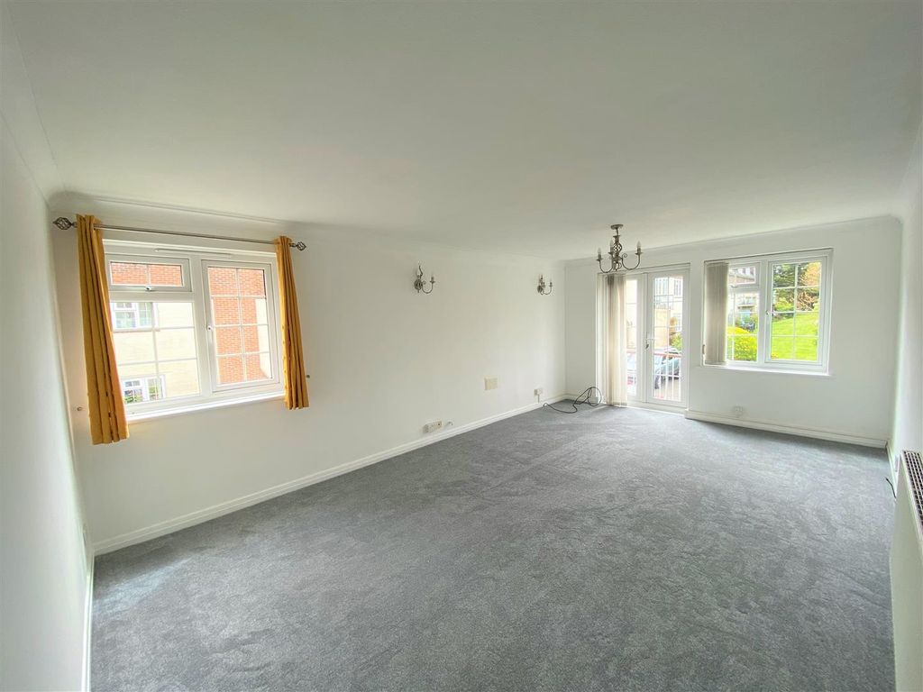 Property photo 3 of 12 Living Room.Jpg