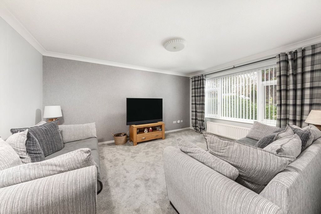 Property photo 3 of 14 Picture No. 04