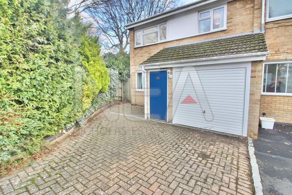 Property photo 1 of 13 Front