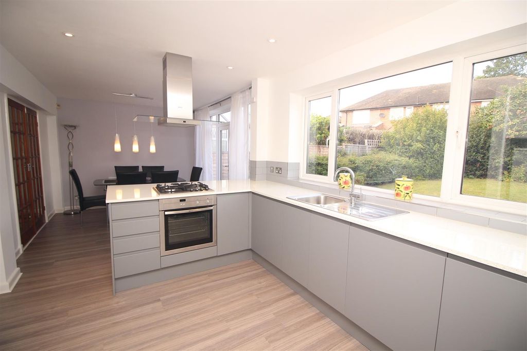 Property photo 2 of 19 Img_7896.Jpg