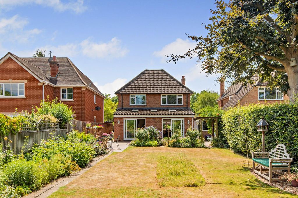 Property photo 1 of 38 8656179-Exterior18-800.Jpg