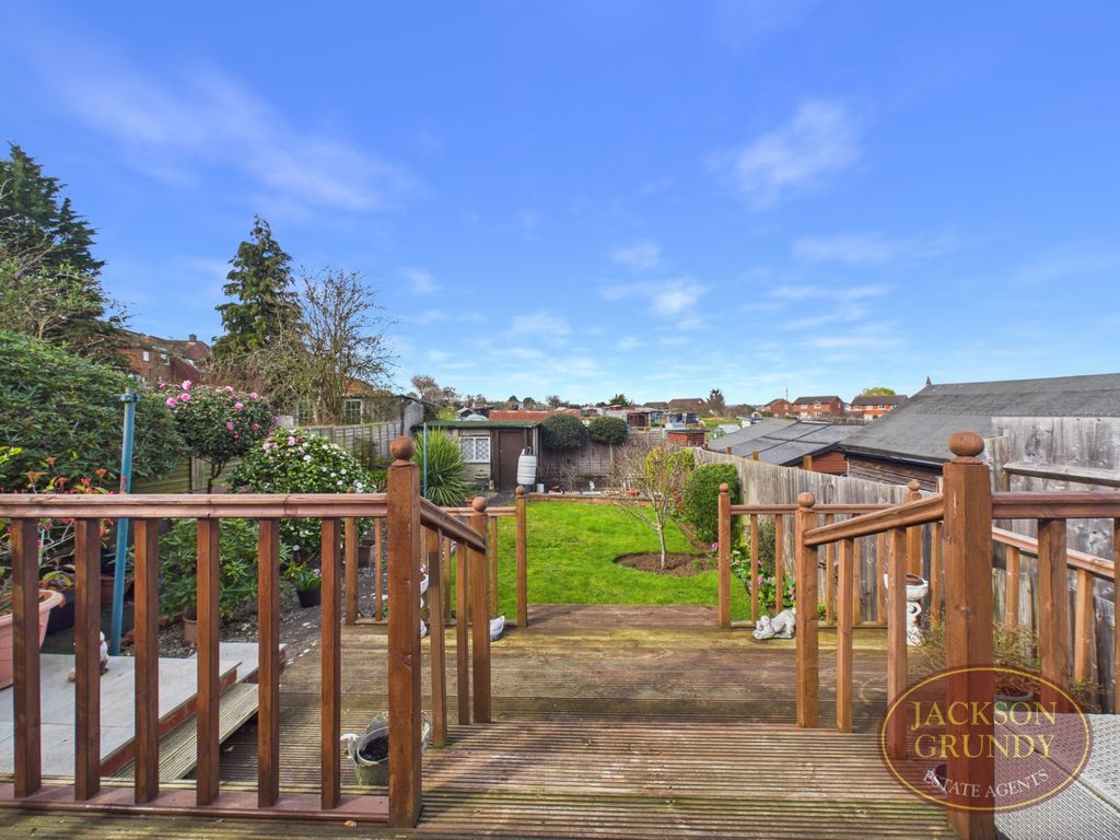 Property photo 2 of 16 Delamere Road