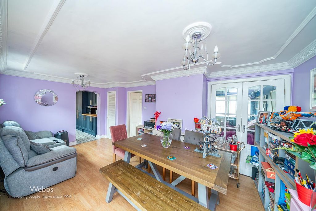 Property photo 2 of 29 Â© Webbs Estate Agents Â© (64 Of 87).Jpg