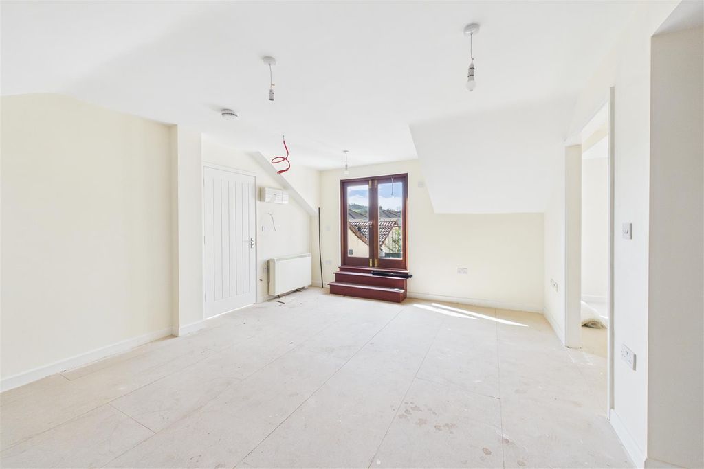 Additional image 37 of 4 bed flat for saleHighridge Road, Bishopsworth, Bristol BS13