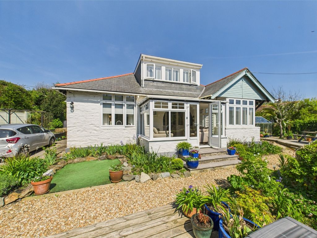 Property photo 2 of 23 4085663