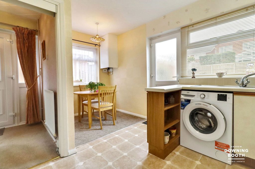 Property photo 3 of 20