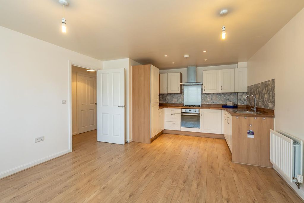 Property photo 3 of 11 Lounge To Kitchen.Jpg