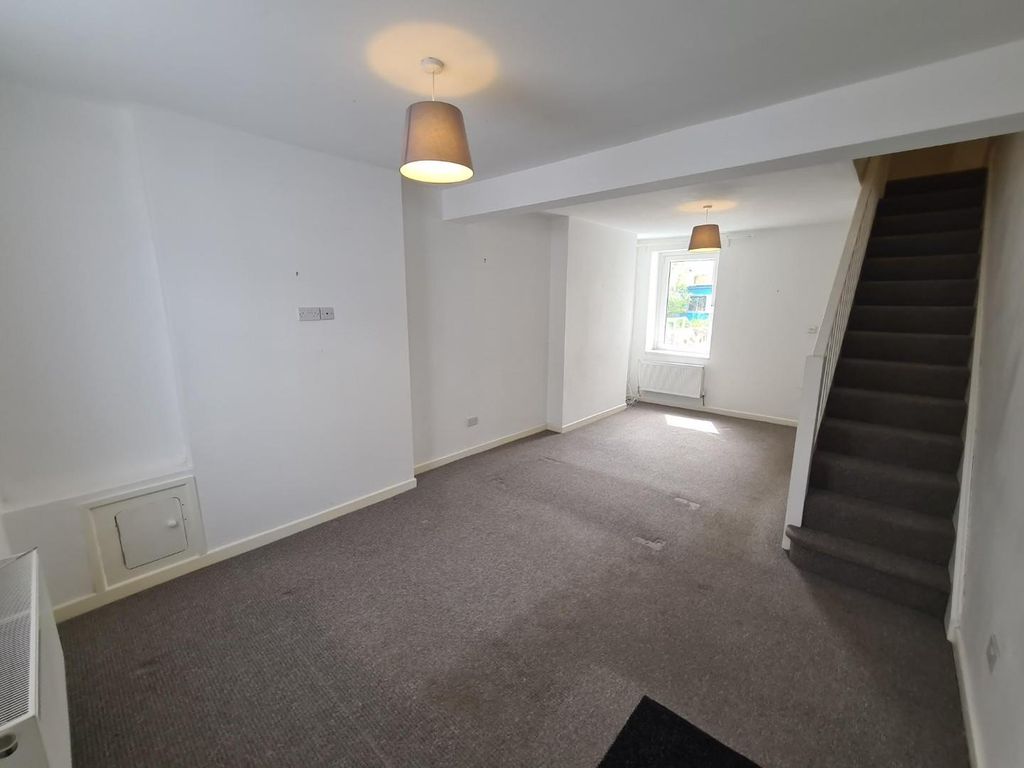 Property photo 2 of 10 4.Jpg