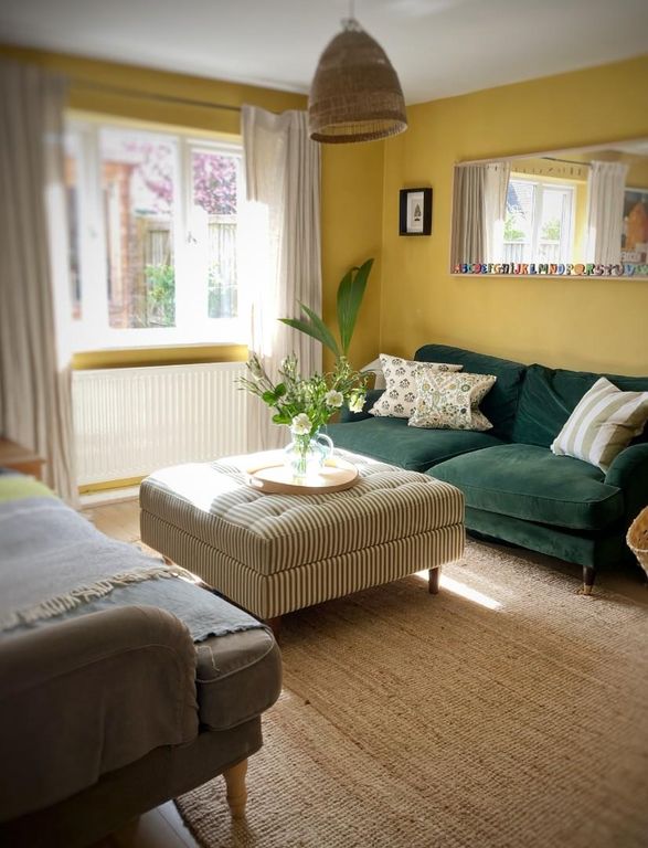 Property photo 3 of 12 Sitting Room