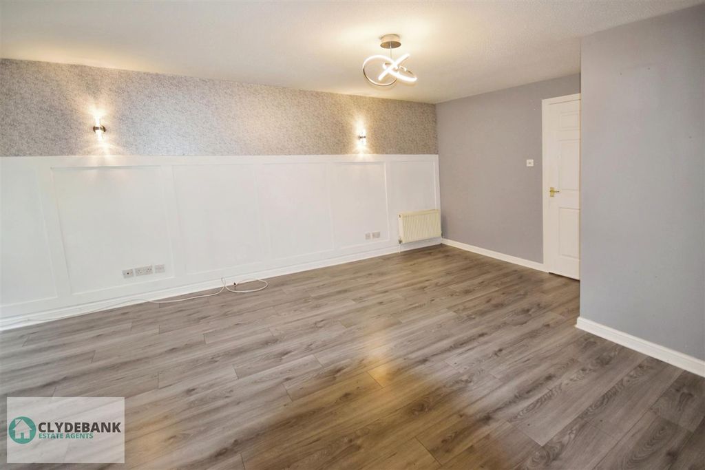 Property photo 3 of 15 3