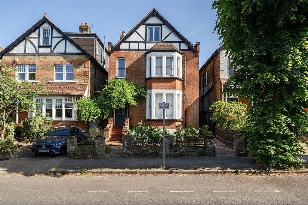 Property photo 1 of 13 1466641-1-6A15Fc96c63B2.Jpg