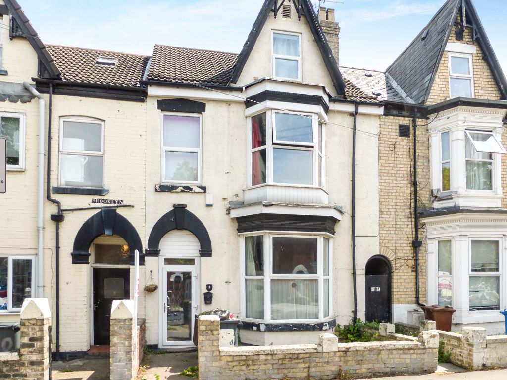 6 bed terraced house for sale in Albert Avenue, Anlaby Road, Hull HU3