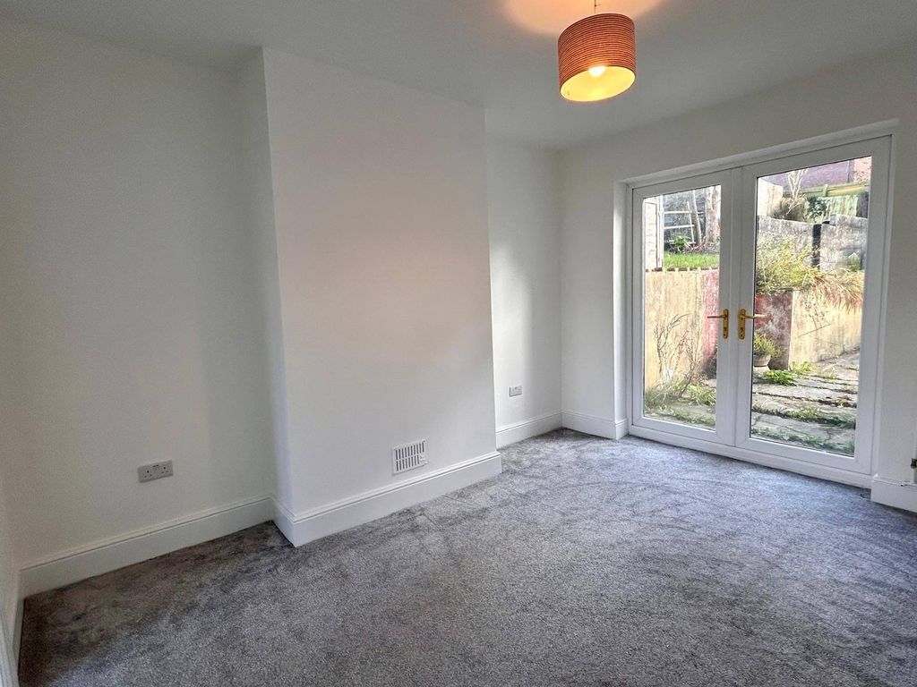 Property photo 3 of 15 Gallery