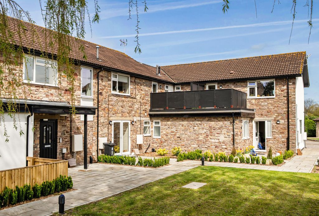 Property photo 1 of 14 1440243 (12).Jpg