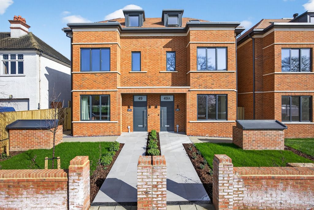 Property photo 1 of 30