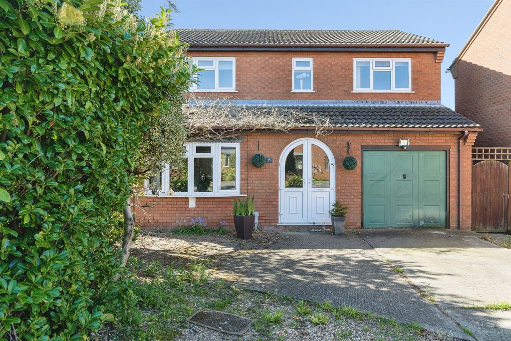 Property photo 1 of 16