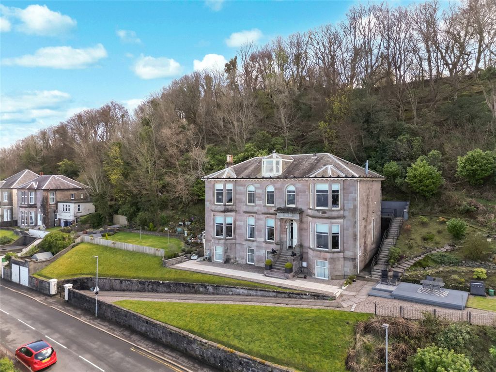 Property photo 1 of 38 Picture No. 34