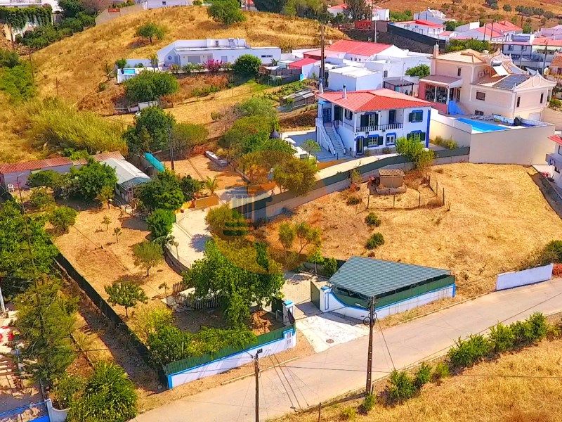 Property photo 1 of 62