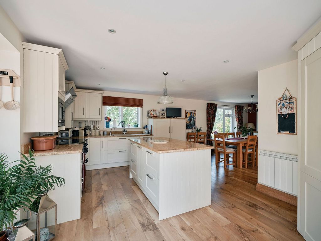 Property photo 2 of 38