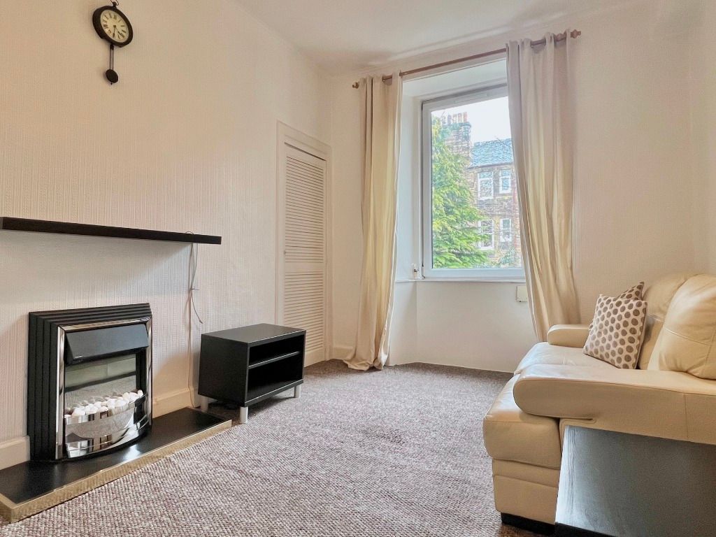 Property photo 2 of 10 Photo 2